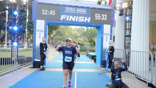 Race photo from KEMLU RUN 2025