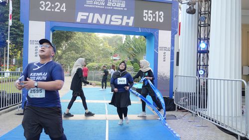 Race photo from KEMLU RUN 2025