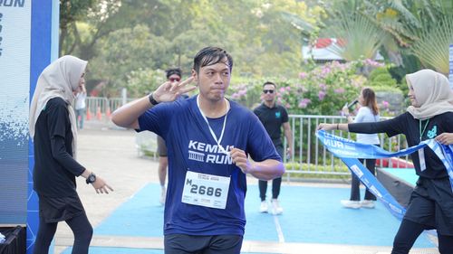 Race photo from KEMLU RUN 2025
