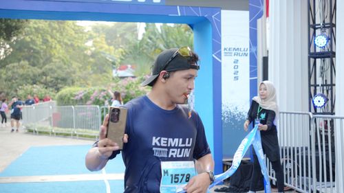 Race photo from KEMLU RUN 2025