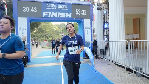 Race photo from KEMLU RUN 2025