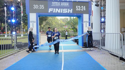 Race photo from KEMLU RUN 2025
