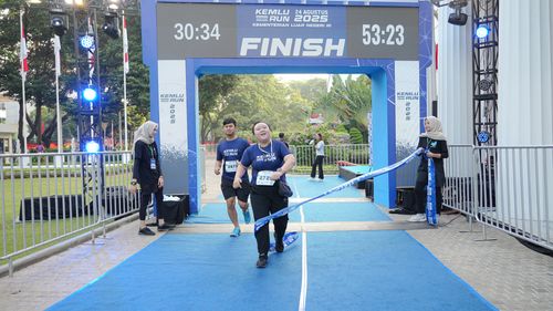 Race photo from KEMLU RUN 2025