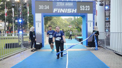 Race photo from KEMLU RUN 2025