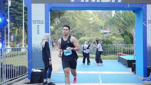 Race photo from KEMLU RUN 2025