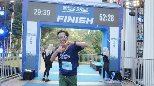 Race photo from KEMLU RUN 2025