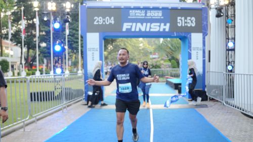Race photo from KEMLU RUN 2025