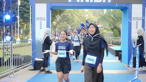 Race photo from KEMLU RUN 2025