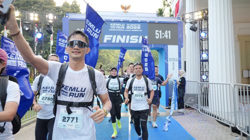 Race photo from KEMLU RUN 2025