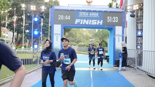Race photo from KEMLU RUN 2025