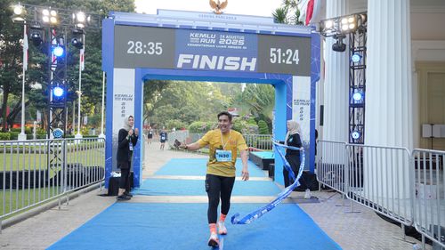 Race photo from KEMLU RUN 2025