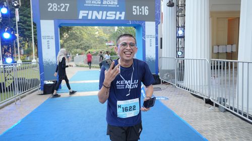 Race photo from KEMLU RUN 2025