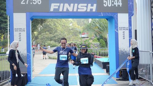 Race photo from KEMLU RUN 2025