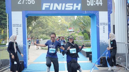 Race photo from KEMLU RUN 2025