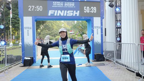 Race photo from KEMLU RUN 2025