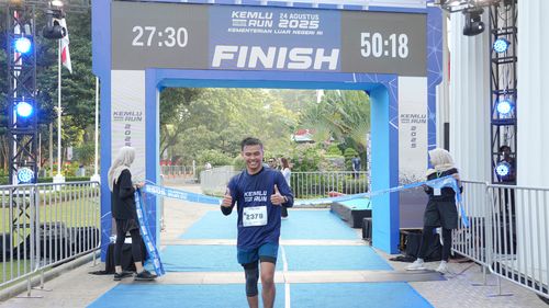 Race photo from KEMLU RUN 2025