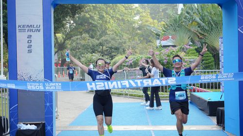 Race photo from KEMLU RUN 2025
