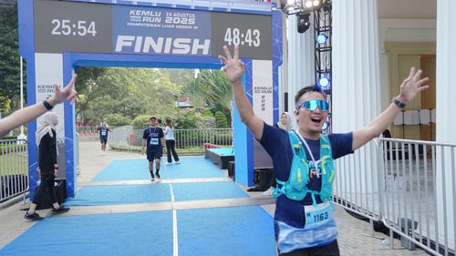 Race photo from KEMLU RUN 2025
