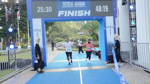 Race photo from KEMLU RUN 2025