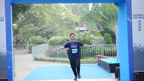 Race photo from KEMLU RUN 2025