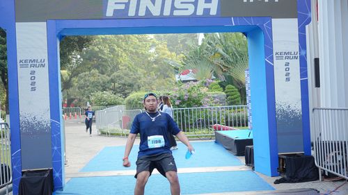 Race photo from KEMLU RUN 2025