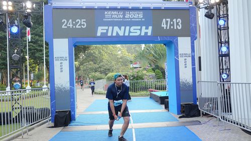 Race photo from KEMLU RUN 2025