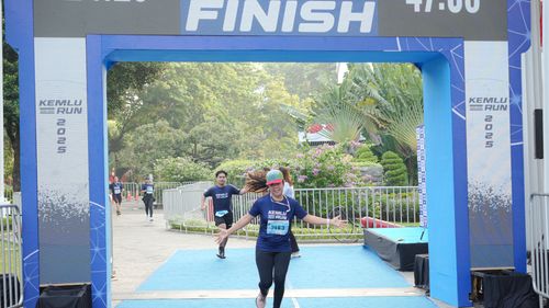 Race photo from KEMLU RUN 2025
