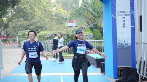 Race photo from KEMLU RUN 2025