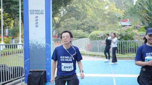 Race photo from KEMLU RUN 2025