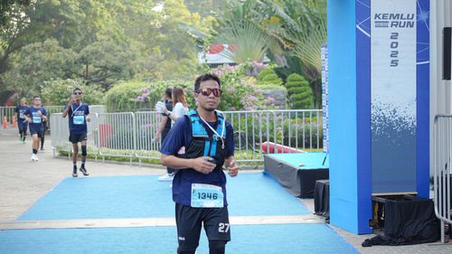 Race photo from KEMLU RUN 2025