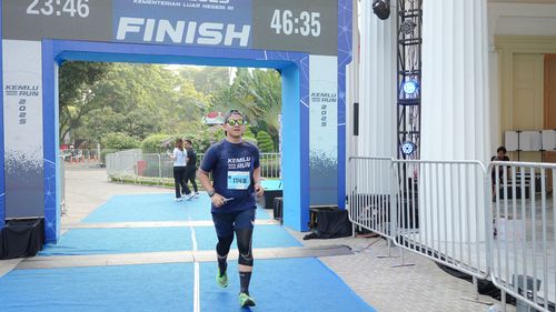 Race photo from KEMLU RUN 2025