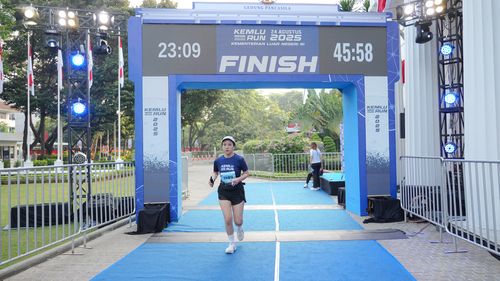 Race photo from KEMLU RUN 2025