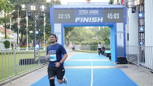 Race photo from KEMLU RUN 2025