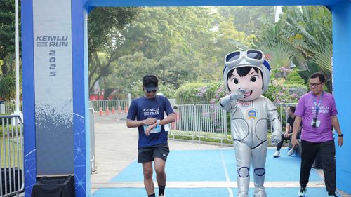 Race photo from KEMLU RUN 2025