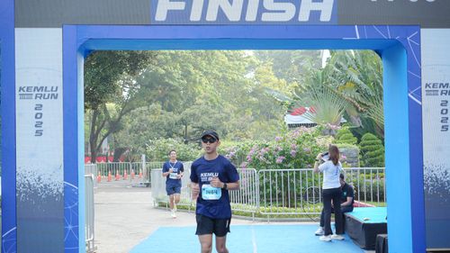 Race photo from KEMLU RUN 2025