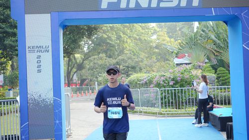 Race photo from KEMLU RUN 2025