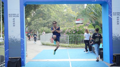 Race photo from KEMLU RUN 2025