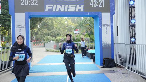 Race photo from KEMLU RUN 2025