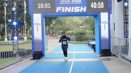 Race photo from KEMLU RUN 2025