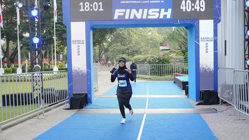Race photo from KEMLU RUN 2025