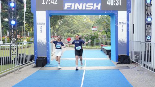 Race photo from KEMLU RUN 2025