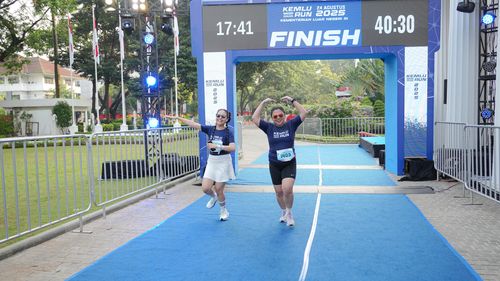 Race photo from KEMLU RUN 2025