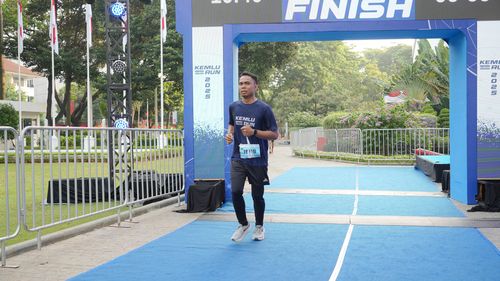 Race photo from KEMLU RUN 2025