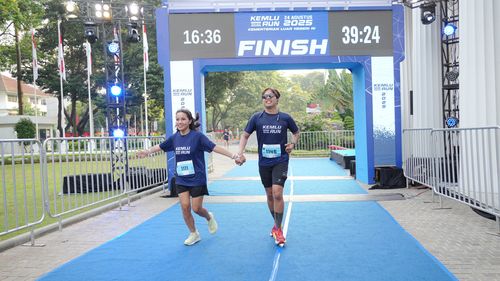 Race photo from KEMLU RUN 2025
