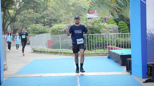 Race photo from KEMLU RUN 2025
