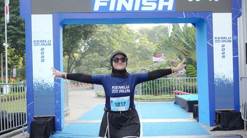 Race photo from KEMLU RUN 2025