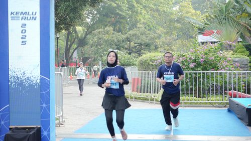 Race photo from KEMLU RUN 2025