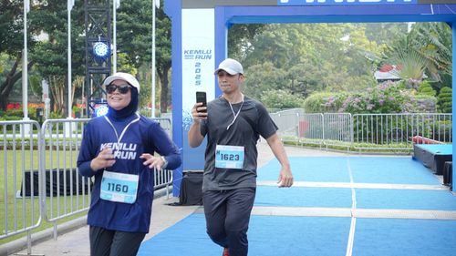 Race photo from KEMLU RUN 2025