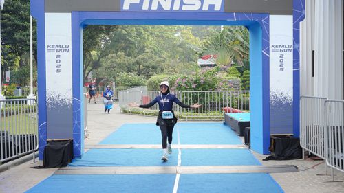 Race photo from KEMLU RUN 2025