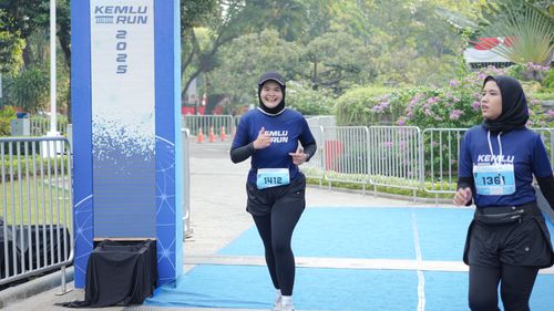 Race photo from KEMLU RUN 2025